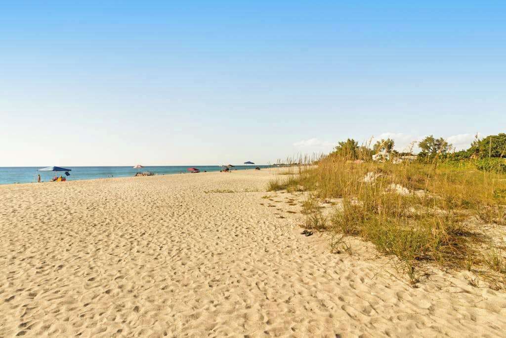 Photo of Others in Holmes Beach