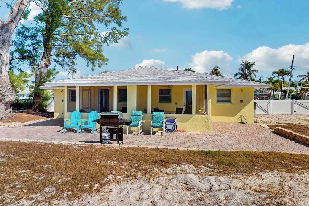 Photo of Patio Balcony in Holmes Beach