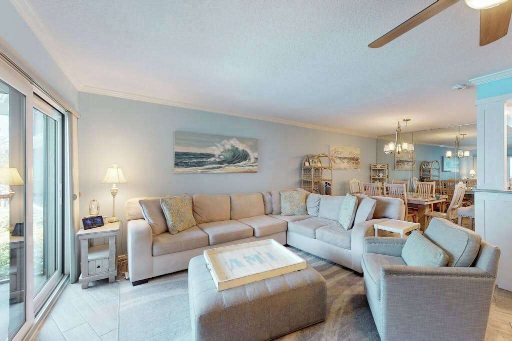 Photo of Livingroom in Ilexhurst