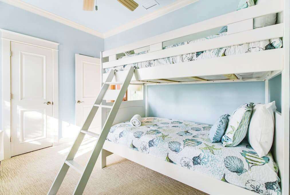 Photo of Bedroom in Holmes Beach