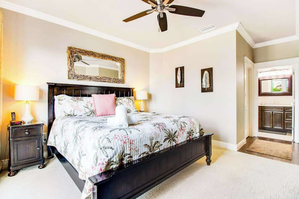 Photo of Bedroom in Holmes Beach