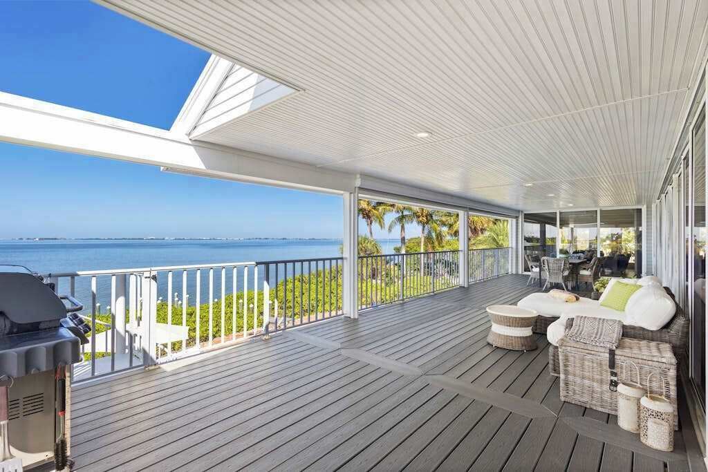 Photo of Patio Balcony in Bayshore Gardens