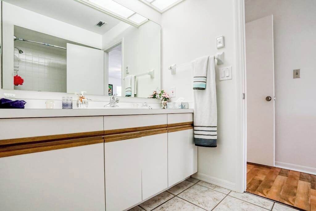 Photo of Bathroom in River District