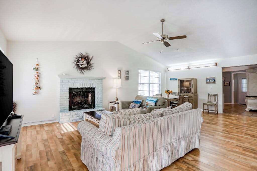 Photo of Livingroom in River District