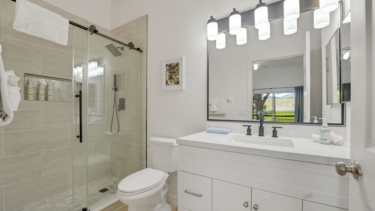 Photo of Bathroom in Bahama Bay