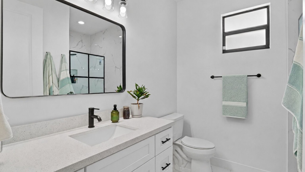 Photo of Bathroom in Eisenhower