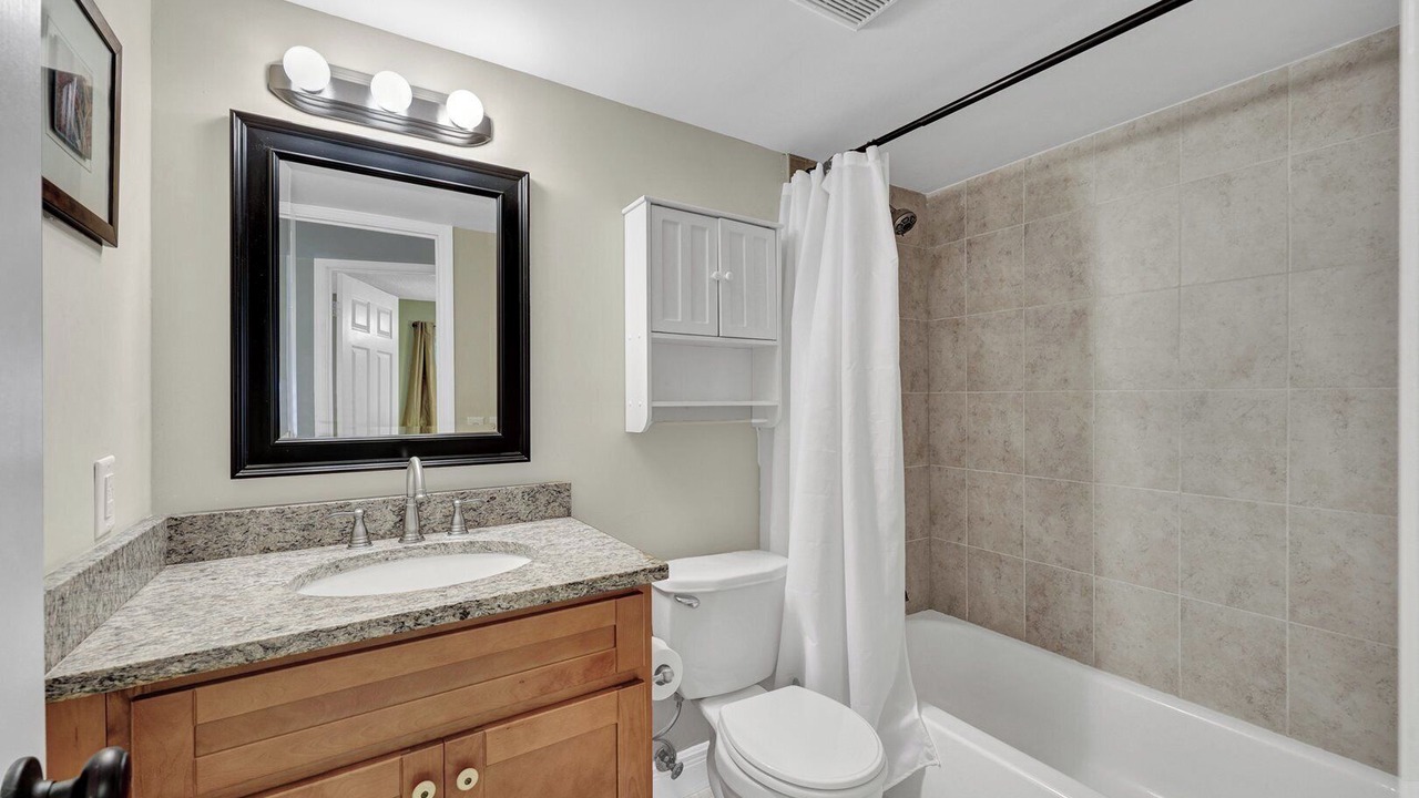 Photo of Bathroom in Central Naples