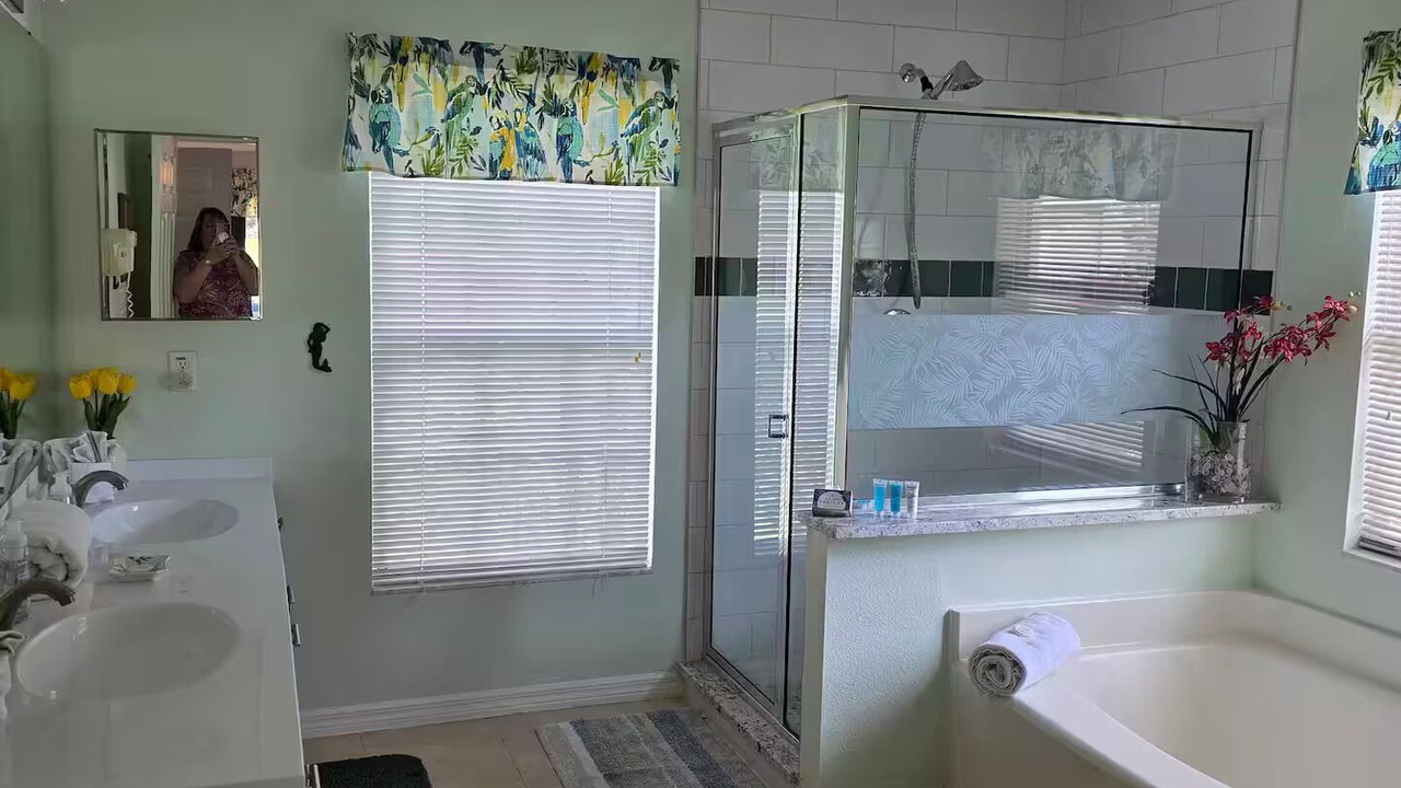 Photo of Bathroom in Sunridge Woods