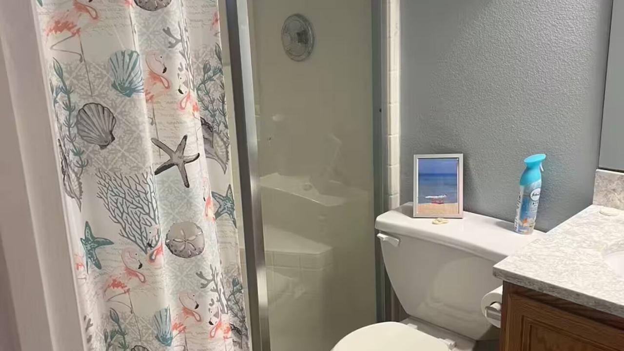 Photo of Bathroom in Sunridge Woods