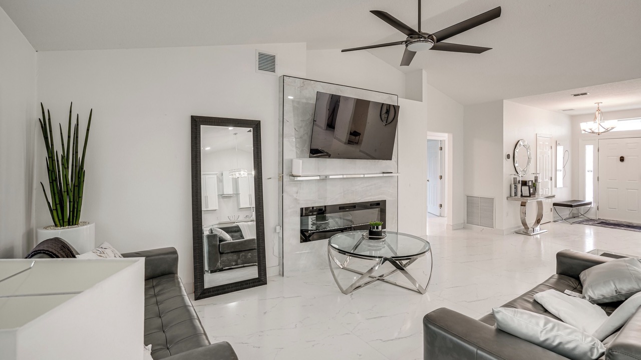 Photo of Livingroom in Port Saint Lucie