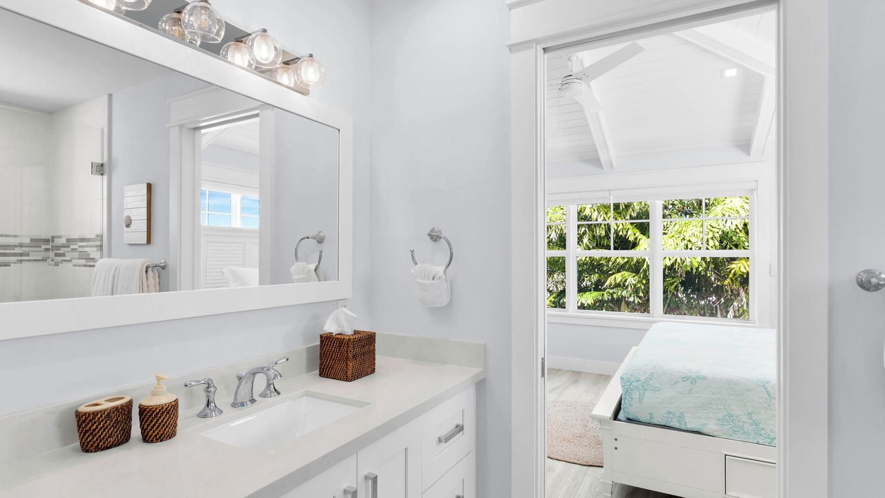 Photo of Bathroom in Upper Matecumbe Key