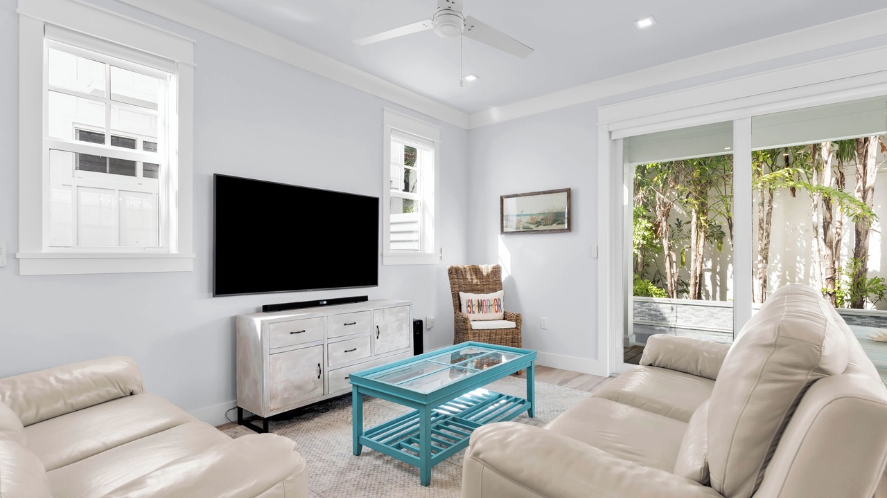 Photo of Bedroom in Upper Matecumbe Key