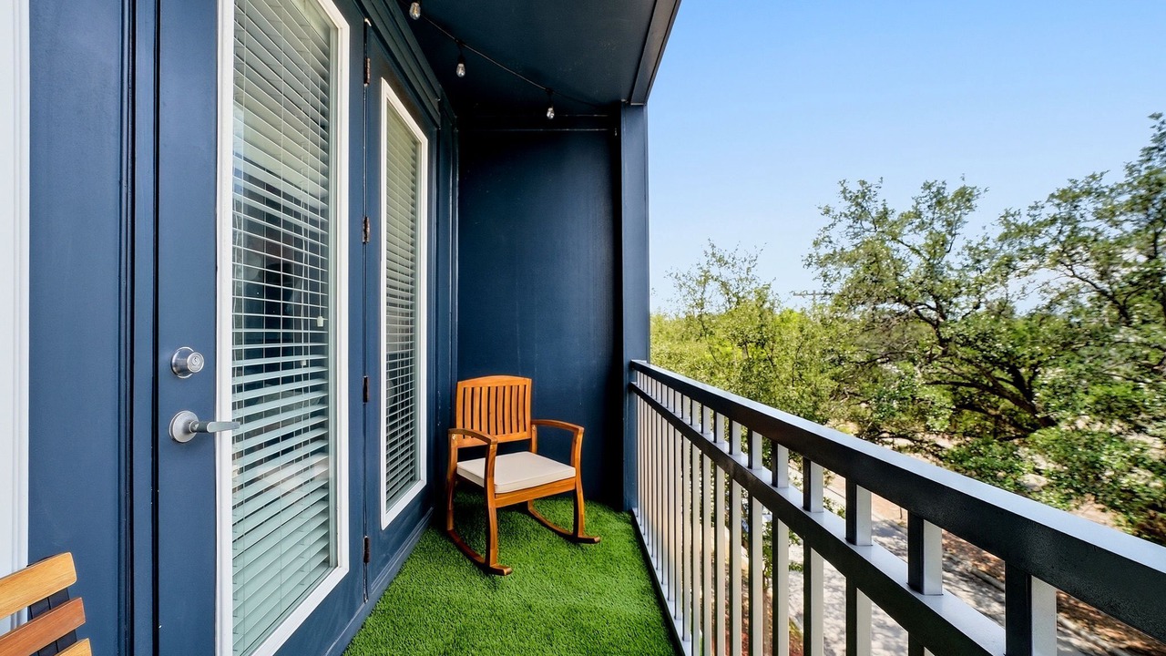 Photo of Outdoor in Courier City - Oscawana