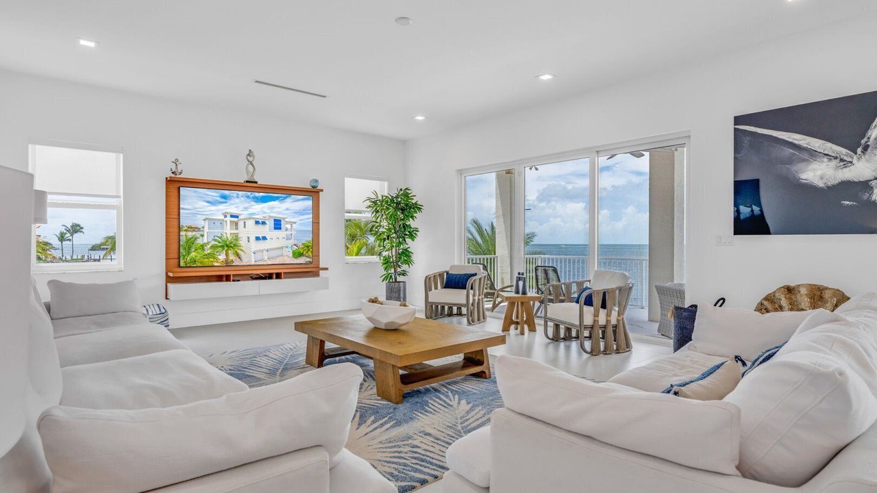 Photo of Livingroom in Marathon