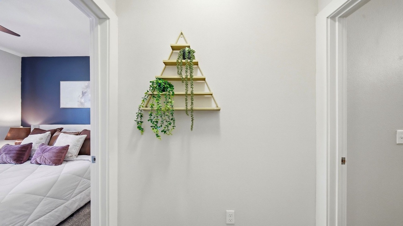 Photo of Bedroom in Courier City - Oscawana