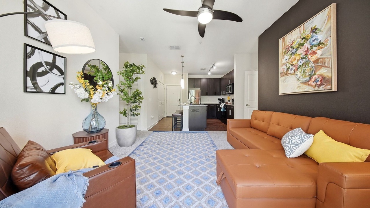 Photo of Livingroom in Courier City - Oscawana