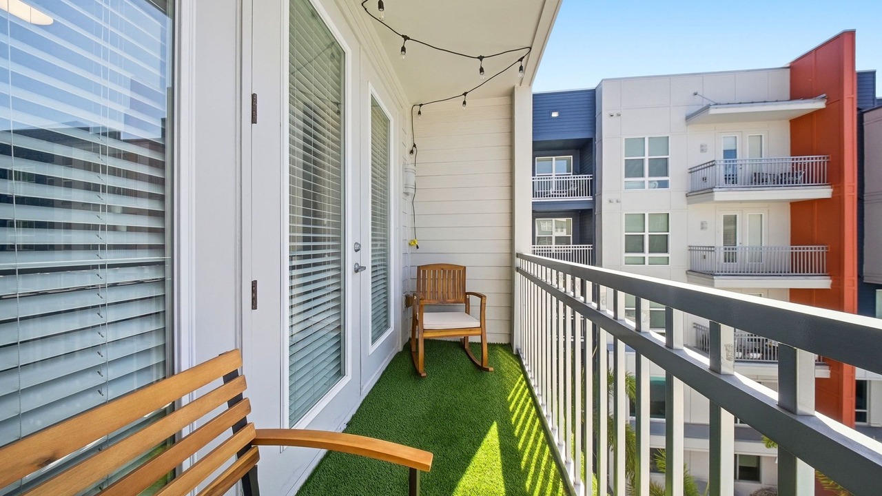 Photo of Outdoor in Courier City - Oscawana