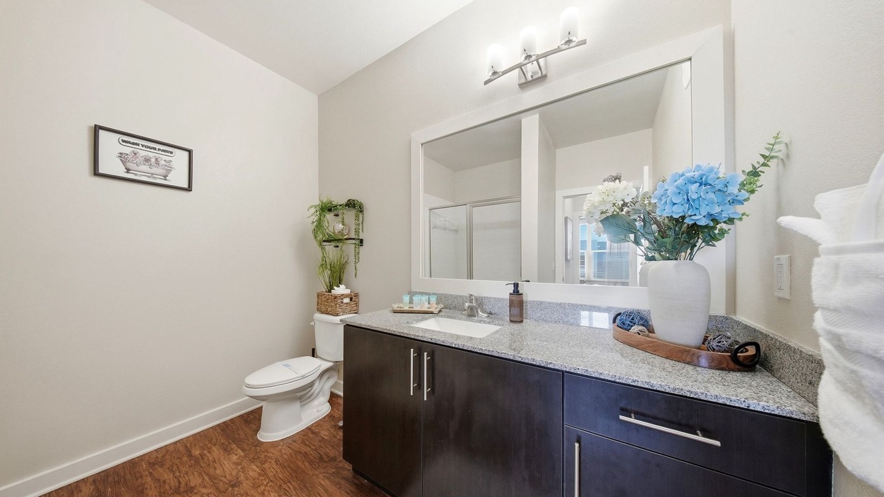 Photo of Bathroom in Courier City - Oscawana