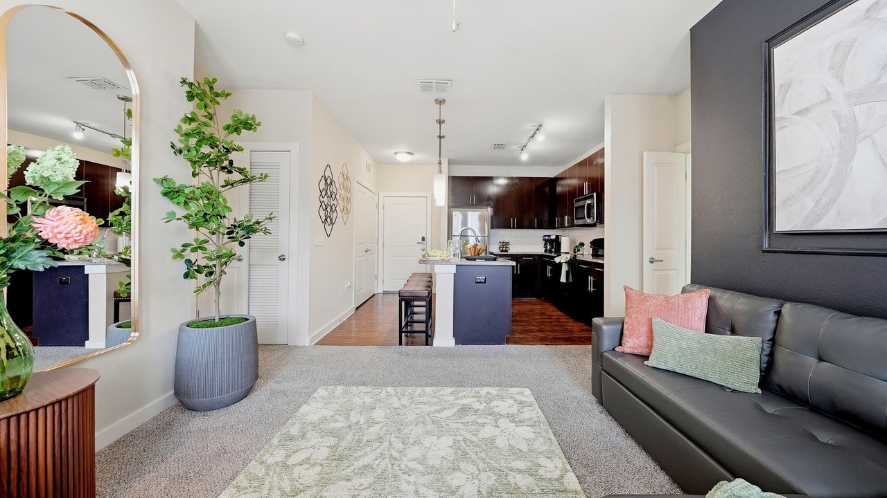 Photo of Livingroom in Courier City - Oscawana