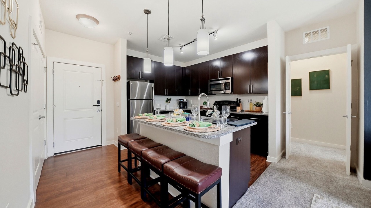 Photo of Kitchen in Courier City - Oscawana