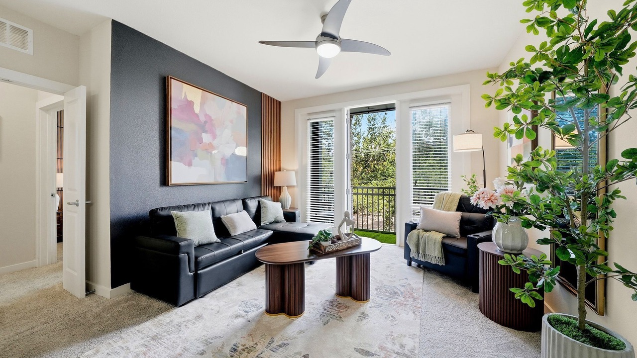 Photo of Livingroom in Courier City - Oscawana