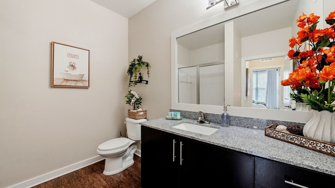 Photo of Bathroom in Courier City - Oscawana