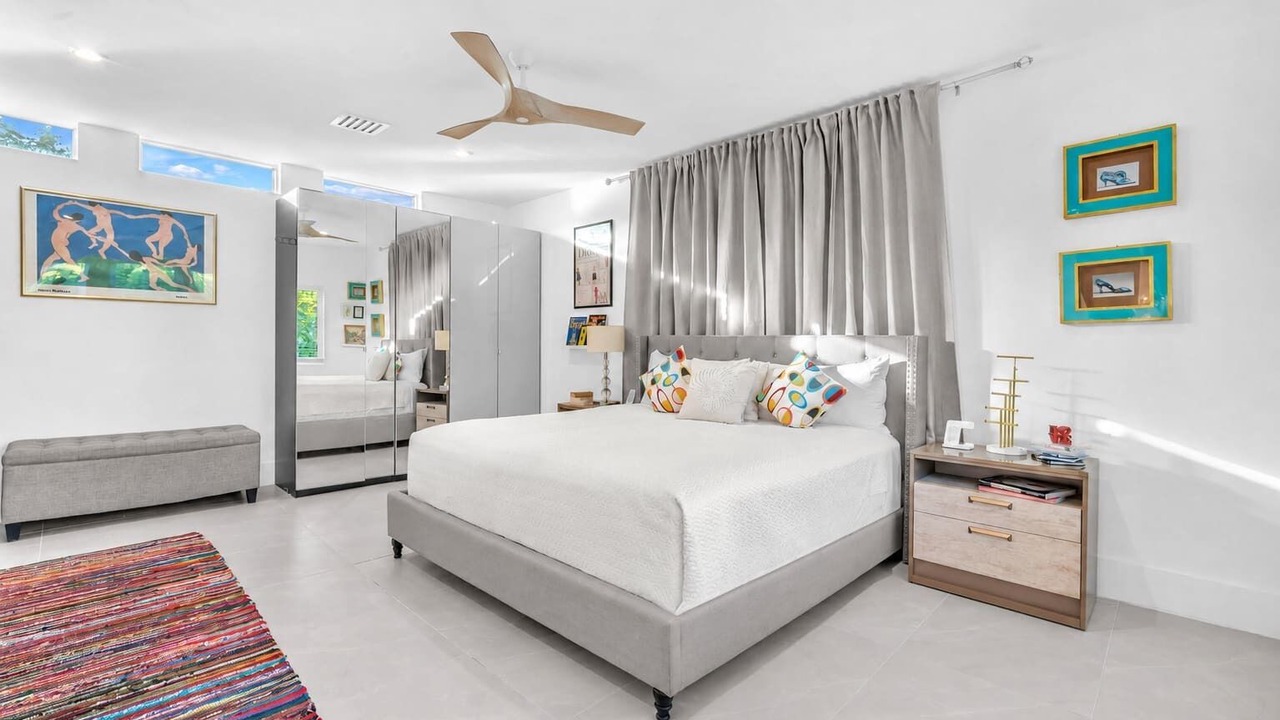 Photo of Bedroom in Northeast Coconut Grove