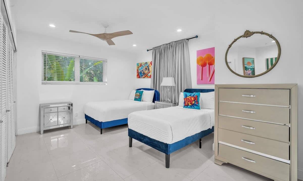 Photo of Bedroom in Northeast Coconut Grove
