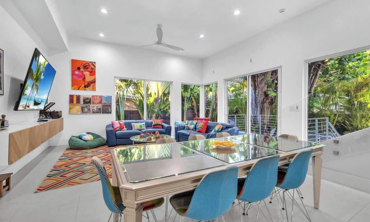 Photo of Bedroom in Northeast Coconut Grove