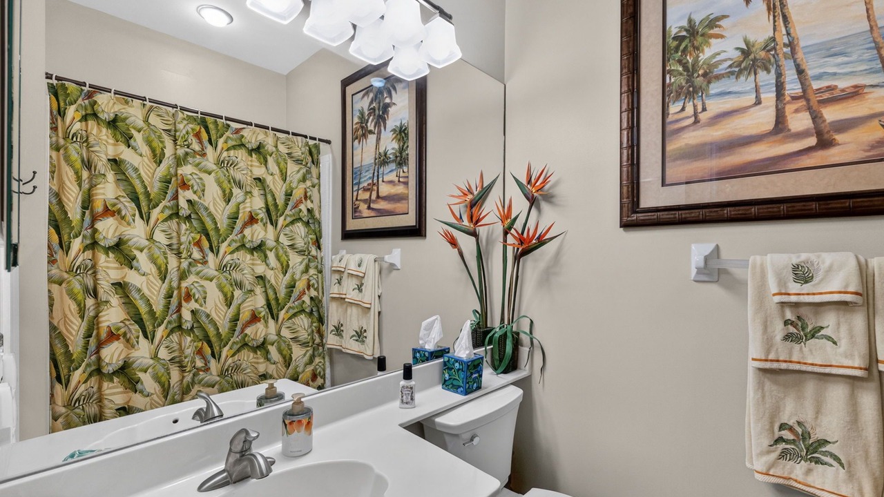 Photo of Bathroom in Tropical Cove