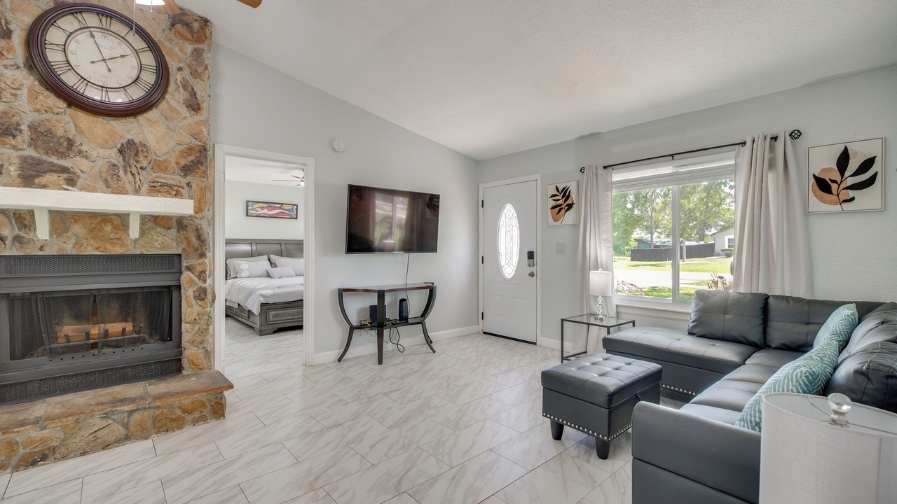 Photo of Livingroom in Palm Bay