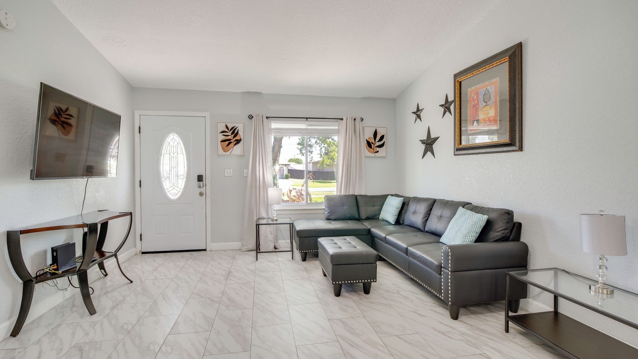 Photo of Livingroom in Palm Bay