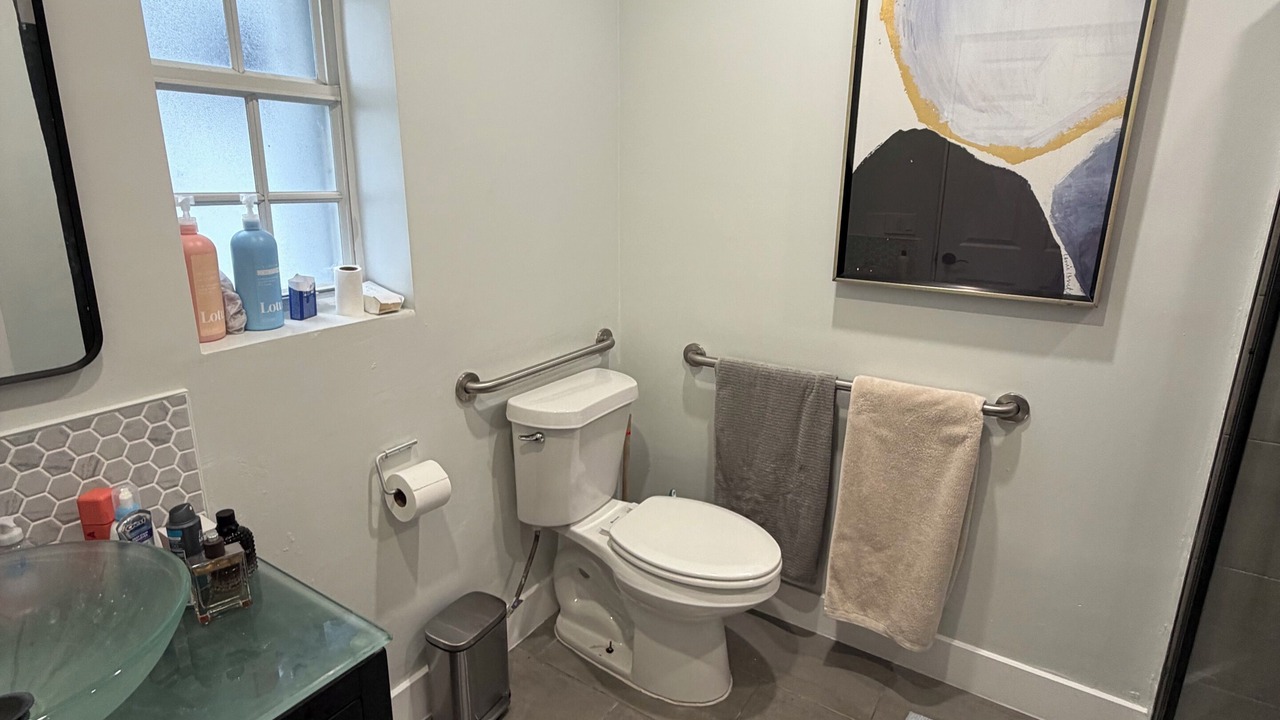 Photo of Bathroom in North Miami
