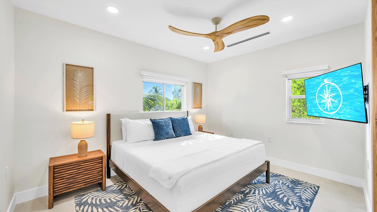 Photo of Bedroom in Lower Matecumbe Key