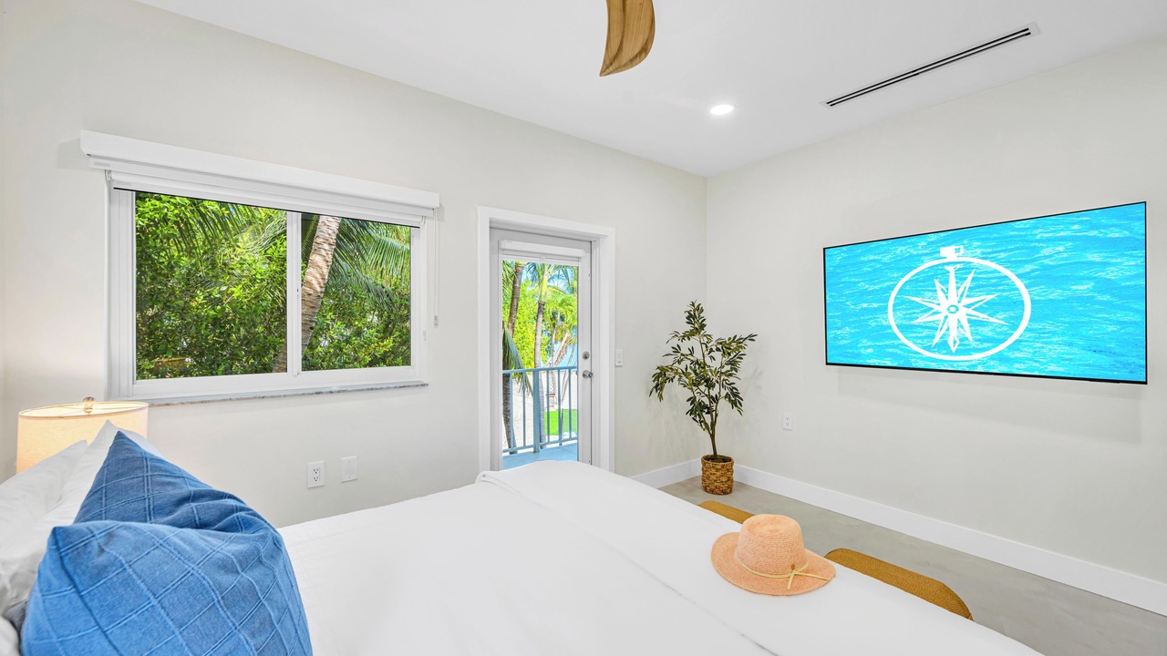 Photo of Bedroom in Lower Matecumbe Key