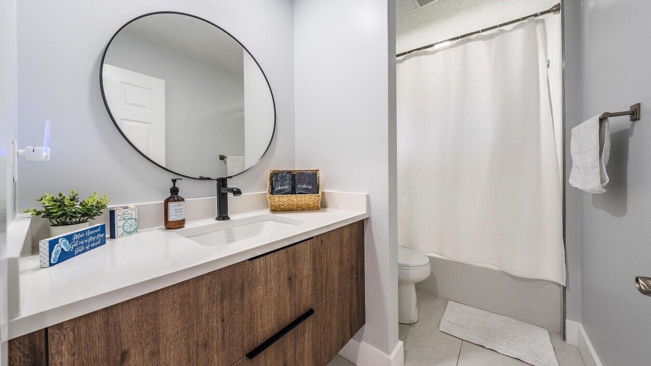 Photo of Bathroom in Florida North Atlantic Coast
