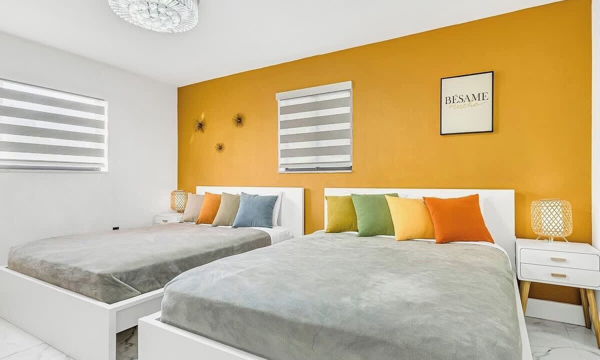 Photo of Bedroom in Golden Glades