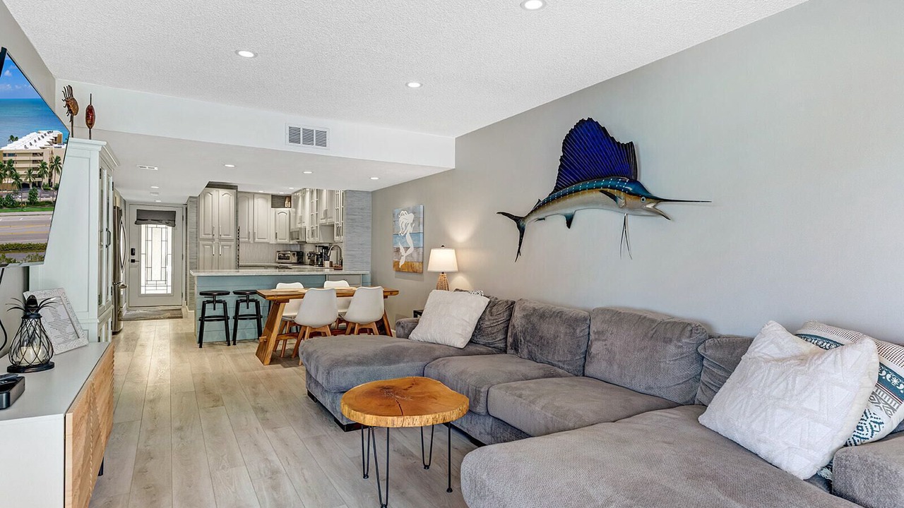 Photo of Livingroom in Islamorada