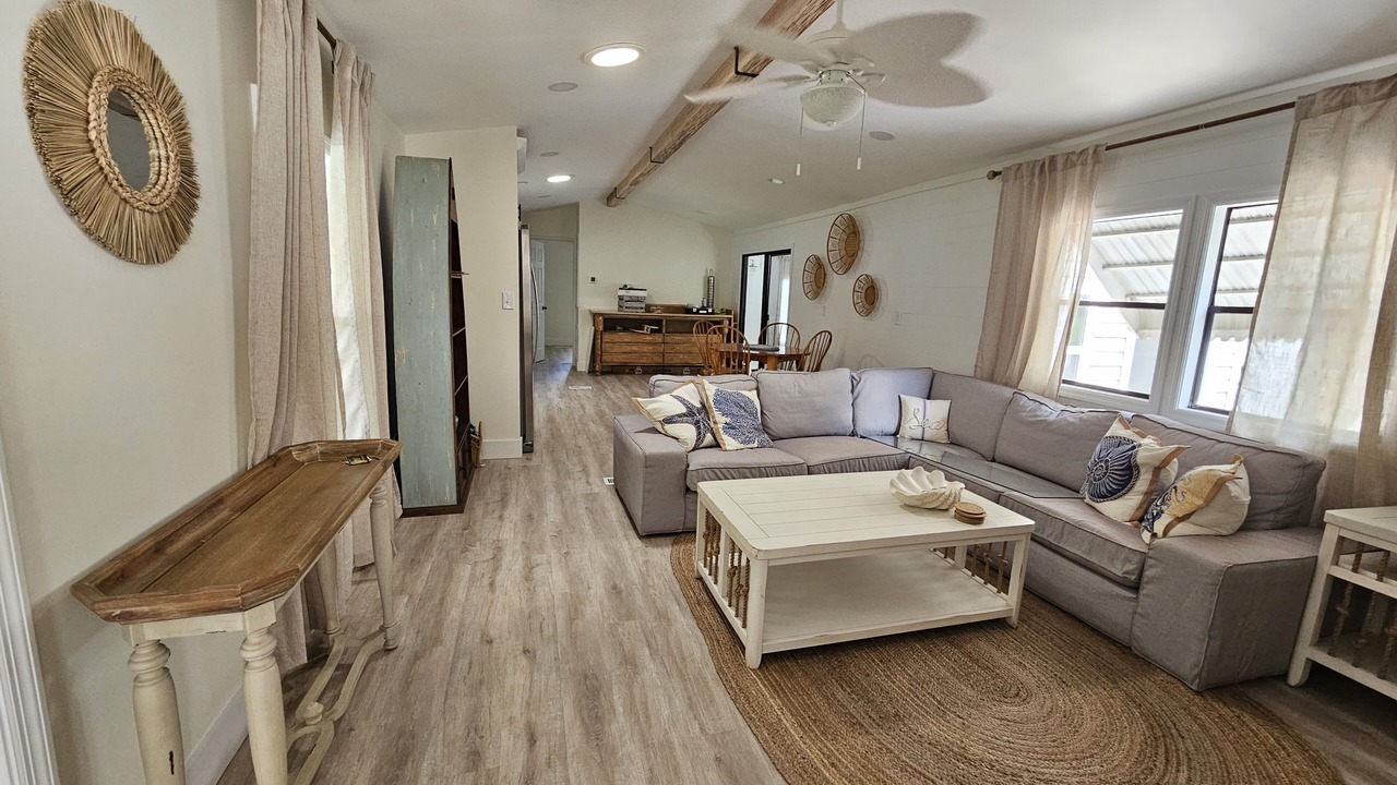 Photo of Livingroom in Estero Bay Shores