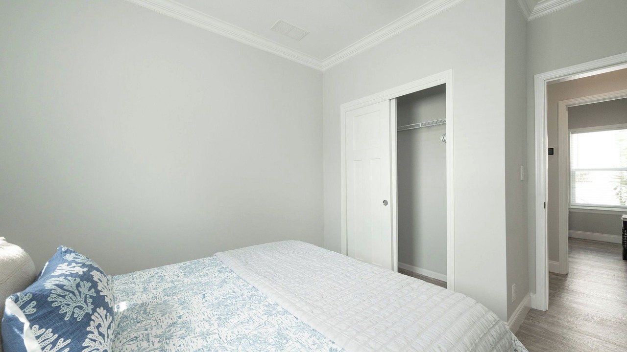 Photo of Bedroom in Summerland Key