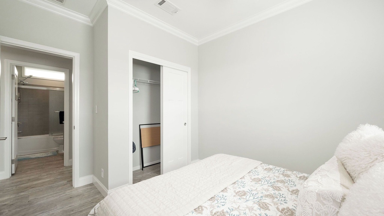 Photo of Bedroom in Summerland Key