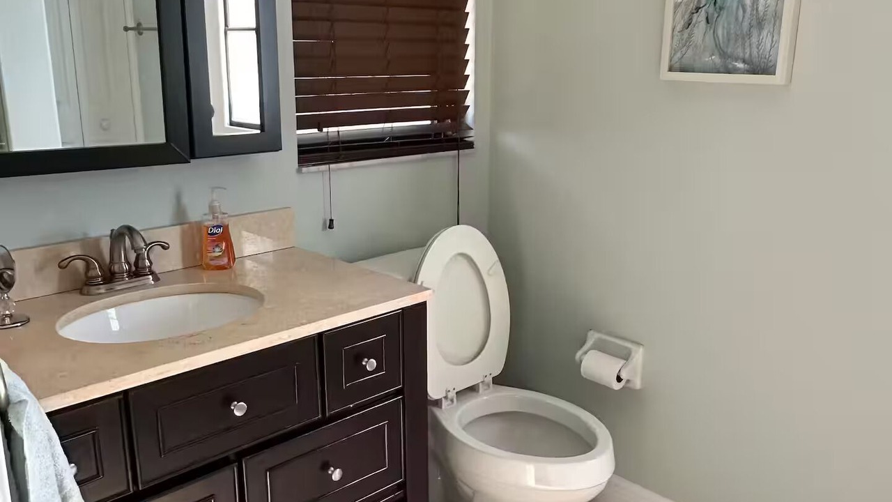 Photo of Bathroom in Gateway