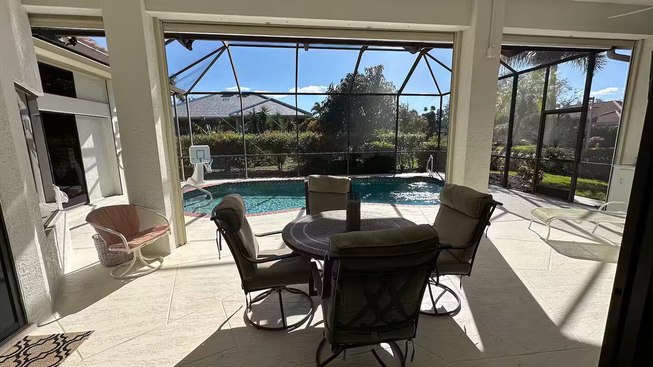 Photo of Outdoor in Gateway