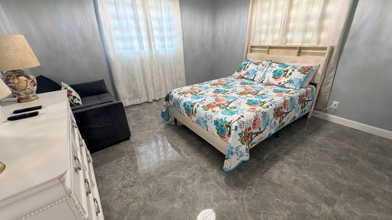Photo of Bedroom in Greenacres