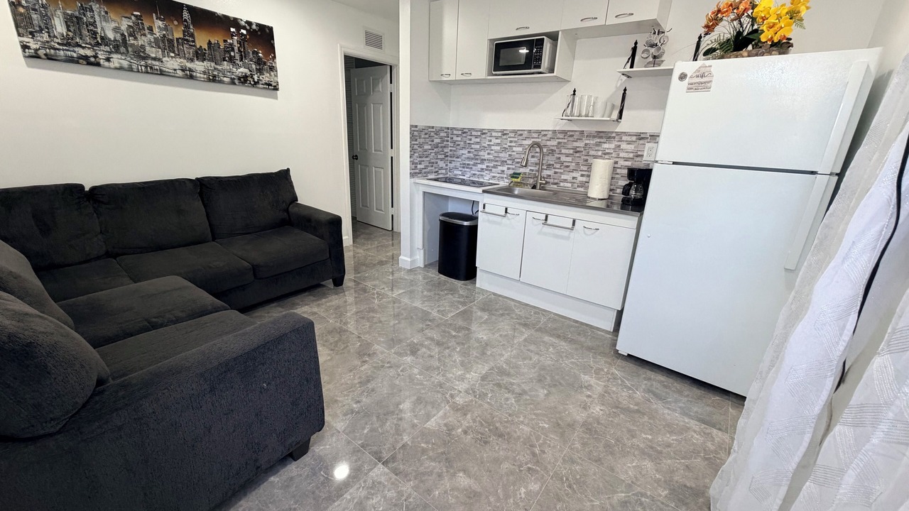 Photo of Livingroom in Greenacres