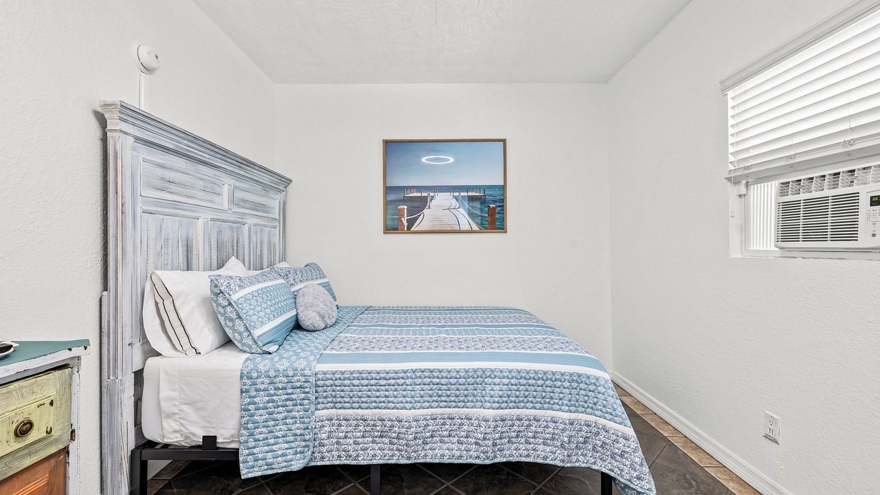 Photo of Bedroom in Anona