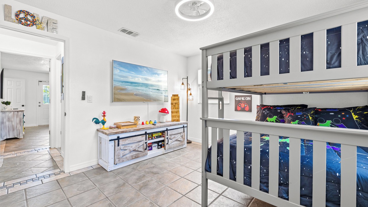 Photo of Bedroom in Anona