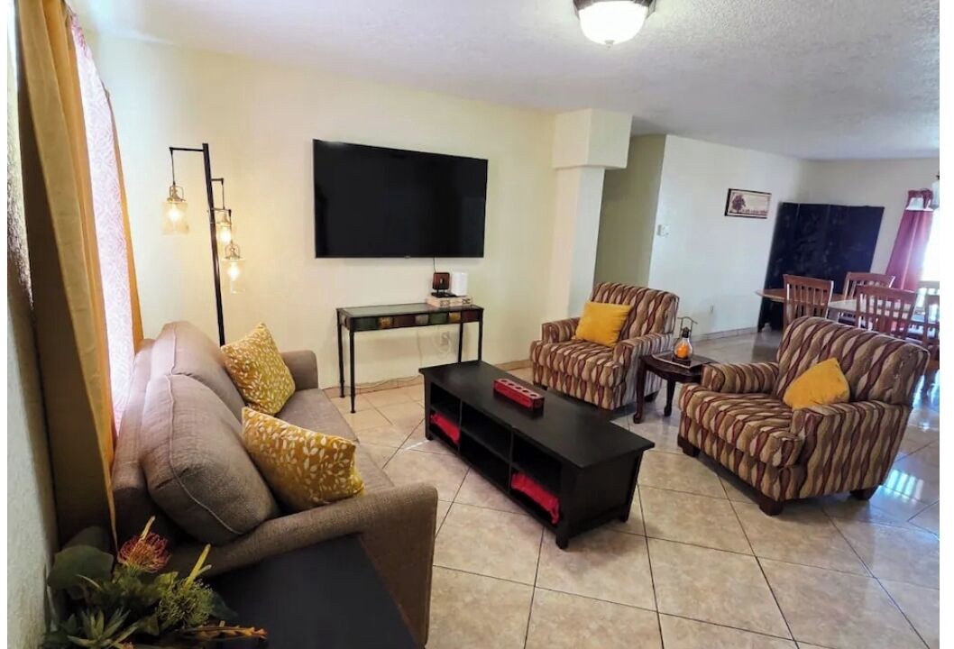 Photo of Livingroom in Port LaBelle