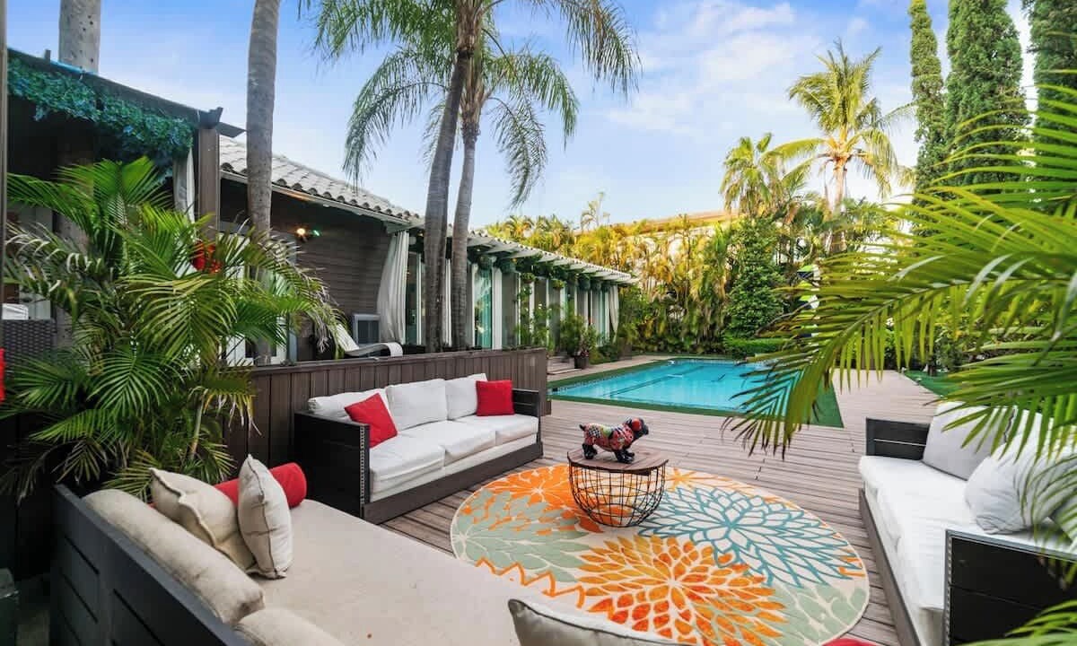 Photo of Outdoor in Northeast Miami