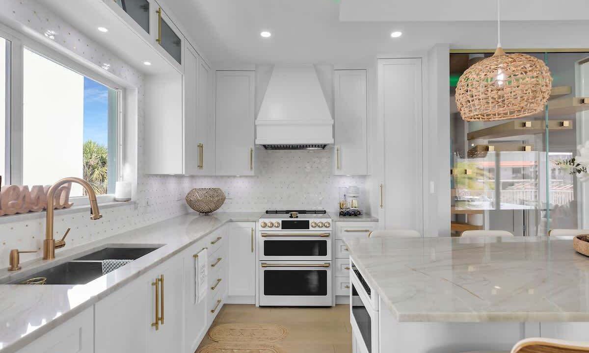 Photo of Kitchen in Venetian Shores